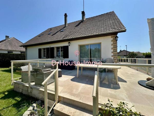 Maison à vendre 8 pièces de 156 m²