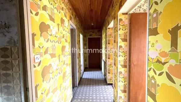 Vente Maison 8 pièces 165 m2 à Orgelet