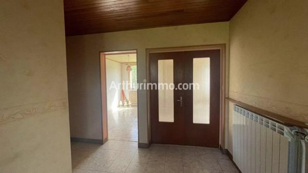 Vente Maison 8 pièces 165 m2 à Orgelet