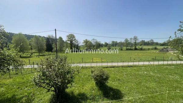 Vente Maison 8 pièces 165 m2 à Orgelet