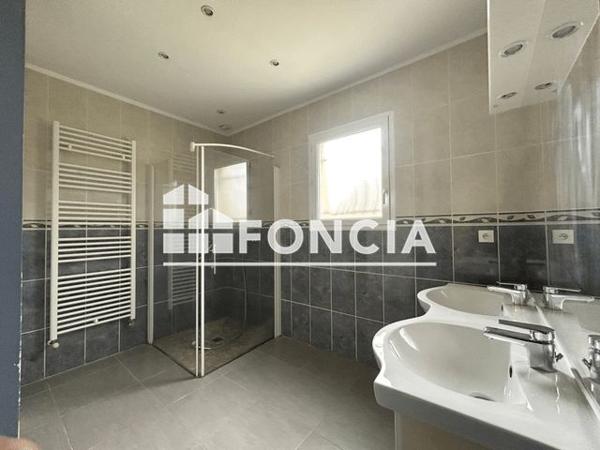 Location Maison 4 pièces 131.8 m² - ROUTE DE VILLESEQUELANDE Ste Eulalie 11170