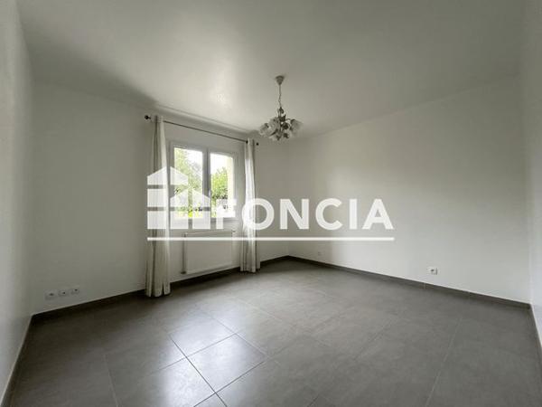 Location Maison 4 pièces 131.8 m² - ROUTE DE VILLESEQUELANDE Ste Eulalie 11170