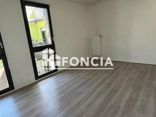 Location Appartement 3 pièces 65.15 m² - 82 RUE DES RUFFINS Montreuil 93100