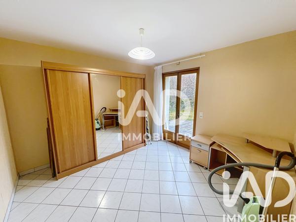 Maison à vendre 10 pièces 277 m² Le Monastier-sur-Gazeille