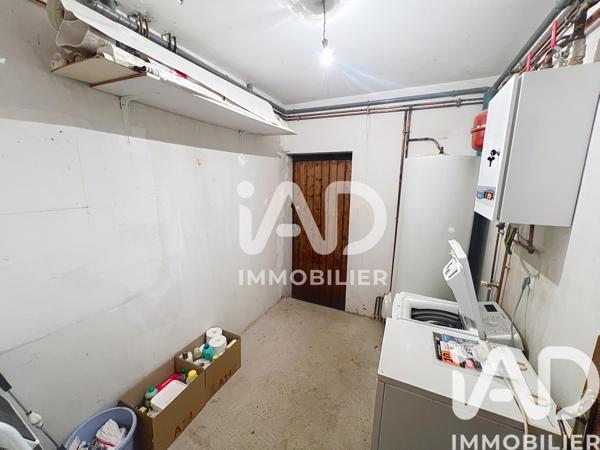 Maison à vendre 10 pièces 277 m² Le Monastier-sur-Gazeille
