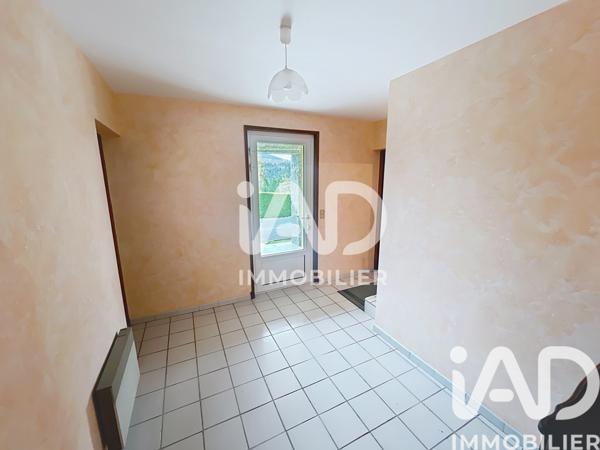 Maison à vendre 10 pièces 277 m² Le Monastier-sur-Gazeille