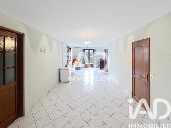 Maison à vendre 10 pièces 277 m² Le Monastier-sur-Gazeille