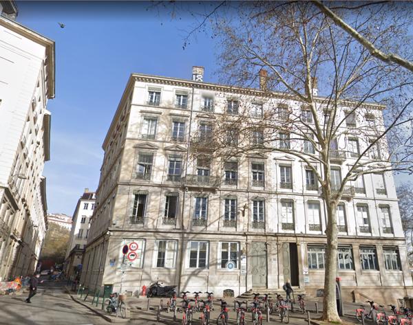 Lyon (69001) T3 + cave - Standing- Hotel de ville- Disponible !