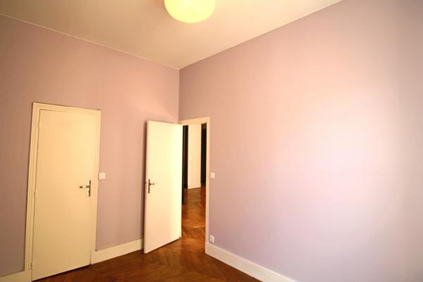 Lyon (69001) T3 + cave - Standing- Hotel de ville- Disponible !