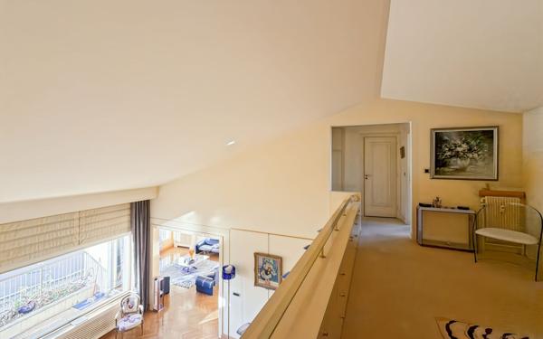 Appartement à vendre    4 pièces • 206,89 m2 Lyon 2