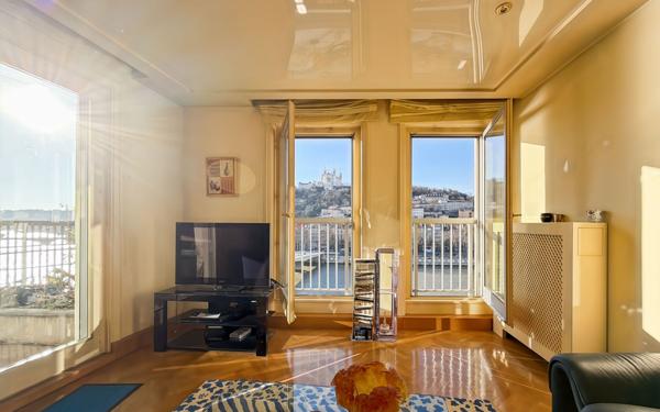 Appartement à vendre    4 pièces • 206,89 m2 Lyon 2