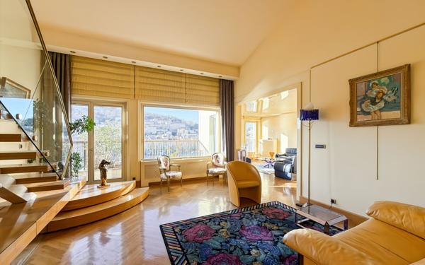 Appartement à vendre    4 pièces • 206,89 m2 Lyon 2