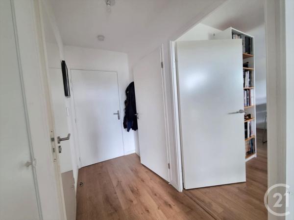 Appartement F2 à vendre  2 pièces - 45 m2 L ISLE ADAM - 95