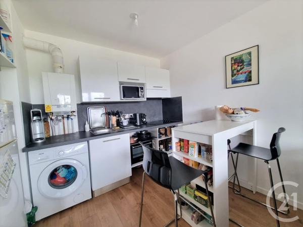 Appartement F2 à vendre  2 pièces - 45 m2 L ISLE ADAM - 95