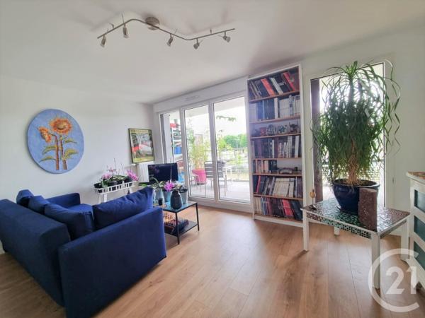 Appartement F2 à vendre  2 pièces - 45 m2 L ISLE ADAM - 95