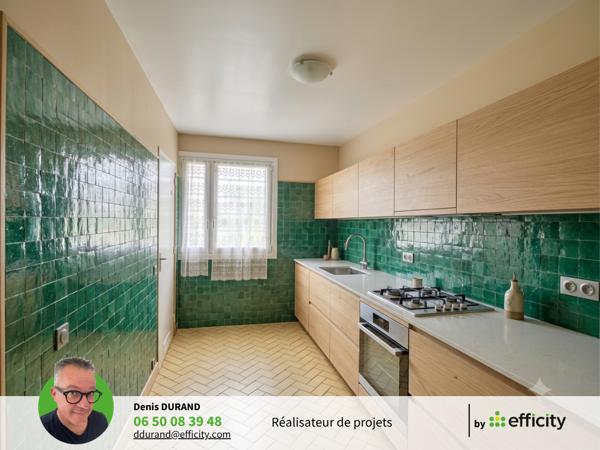 Appartement
         5 pièces
        - 93 m² 320 000 € *