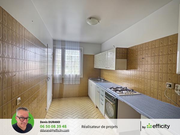 Appartement
         5 pièces
        - 93 m² 320 000 € *