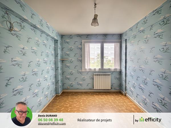 Appartement
         5 pièces
        - 93 m² 320 000 € *