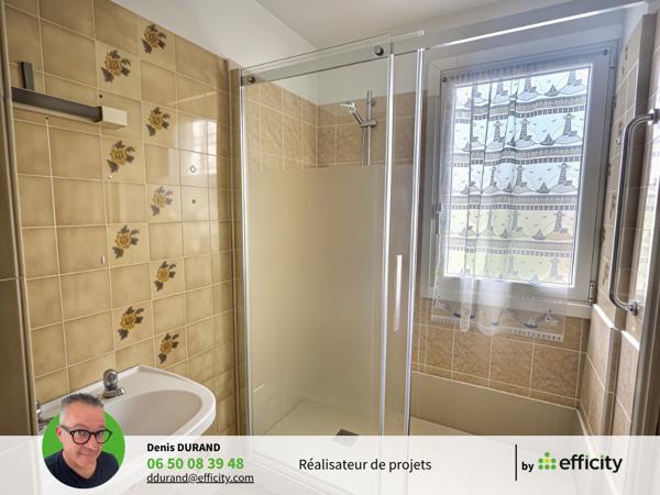 Appartement
         5 pièces
        - 93 m² 320 000 € *