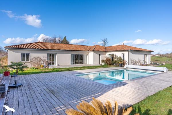 Maison à vendre |                                       La Force |                                        8 pièces  |  202 m²