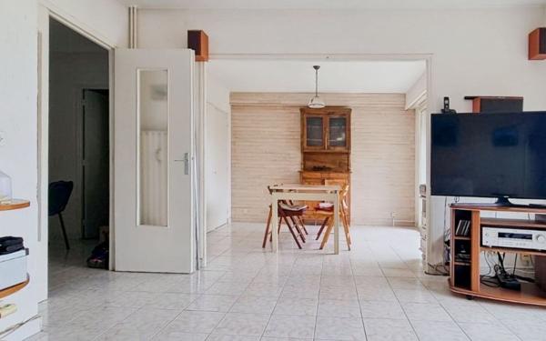 Appartement à vendre    3 pièces • 57 m2 Nice