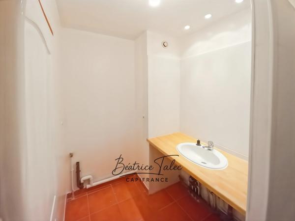 Exclusivité – Duplex T3 72 m² + terrasse 20 m² + parking privé – 20 min d'Aix-en-Provence, Bouche-du-Rhône