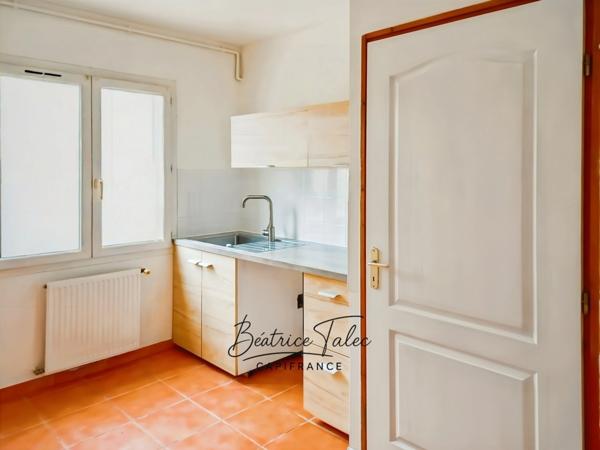 Exclusivité – Duplex T3 72 m² + terrasse 20 m² + parking privé – 20 min d'Aix-en-Provence, Bouche-du-Rhône