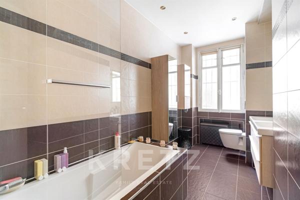 AUTEUIL / EGLISE AUTEUIL - APPARTEMENT 4 PIECES - 2 CHAMBRES - BALCON  - CALME & LUMINEUX - SECTORIS