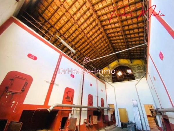 Immeuble à vendre 10 pièces de 1 300 m²