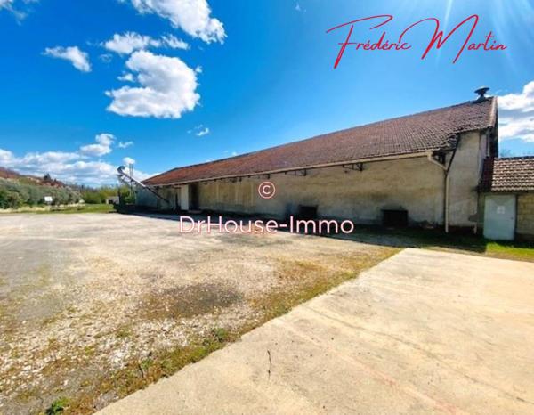 Immeuble à vendre 10 pièces de 1 300 m²