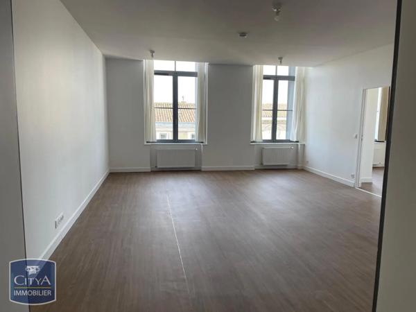 Appartement à louer 4 pièces 115.62m²
