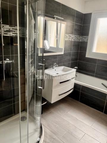 **Sanvic/Mare au Clerc** Maison de 128 m², 4 à 6 chambres, vie de plain pied, jardin, double garage