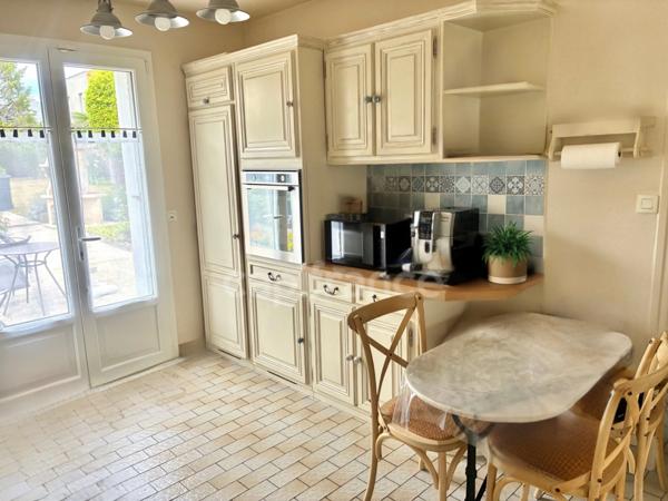 **Sanvic/Mare au Clerc** Maison de 128 m², 4 à 6 chambres, vie de plain pied, jardin, double garage