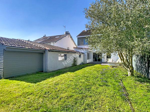 Nantes Plessis Tison - Maison 5 chambres avec garage et jardin clos