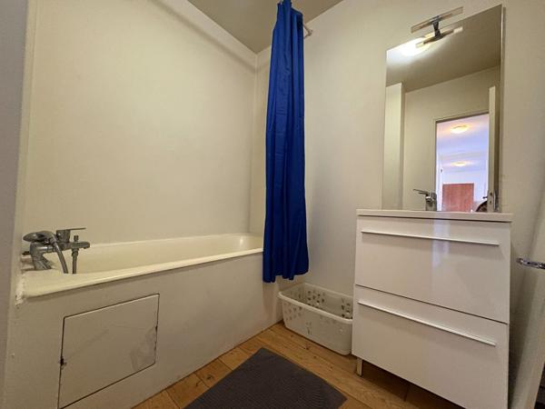 Proche Salins, Appartement 2 pièces - Investissement idéal