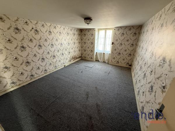 maison 2 chambres avec grange et terrain