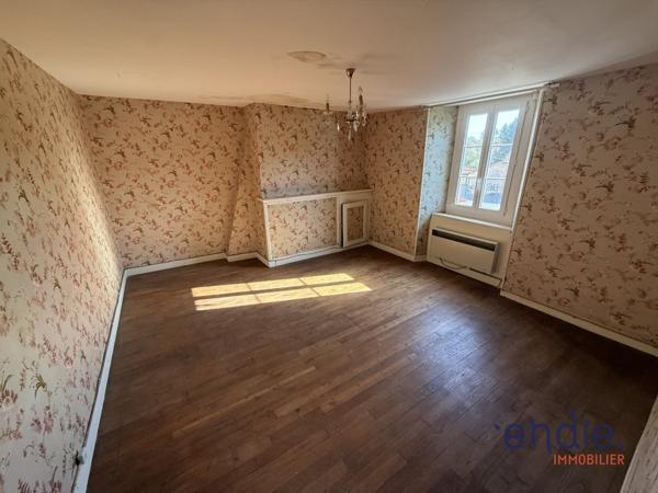 maison 2 chambres avec grange et terrain