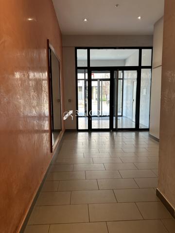 Appartement P2 de 48 m2 avec loggia et garage. Nîmes (30000)