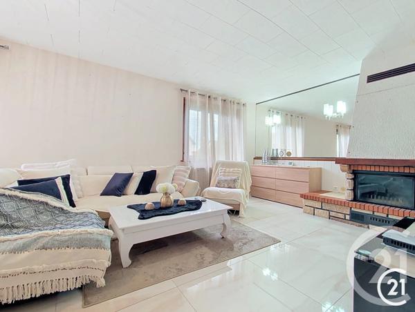 Maison à vendre  6 pièces - 131,64 m 2   VOUJEAUCOURT  - 25