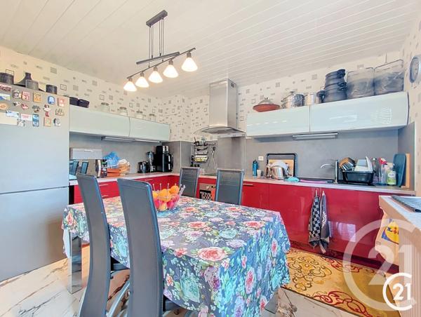 Maison à vendre  6 pièces - 131,64 m 2   VOUJEAUCOURT  - 25