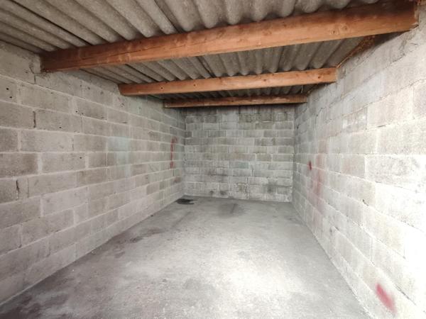 3 pièces - dernier étage avec balcon et garage