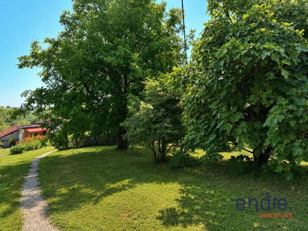 Propriété avec dépendances sur 7,5 hectares au charme authentique