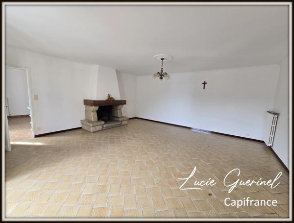 Maison de plain-pied – Fort potentiel – Centre bourg de Rougé (44)
