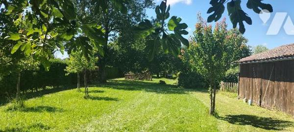 MAISON DE  CARACTERE  14 PIECES HYPER CENTRE