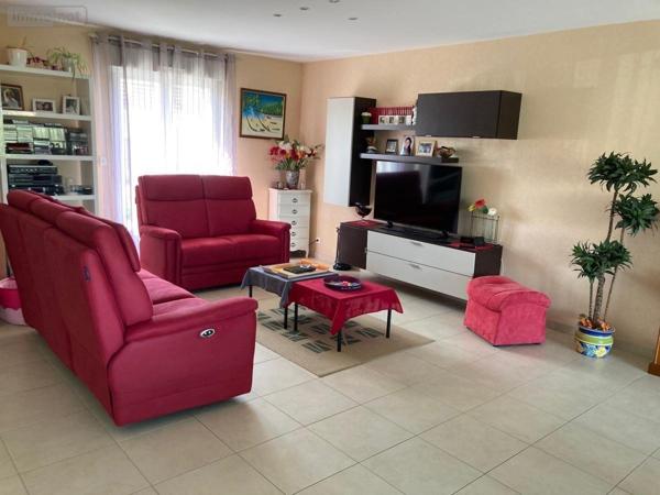 Maison à vendre à Sainte-Jamme-sur-Sarthe dans la Sarthe (72380), ref : 72126-3142