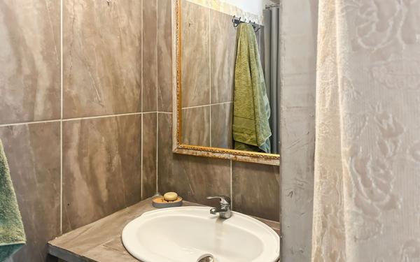 Appartement à vendre    6 pièces • 169 m2 Marseillan