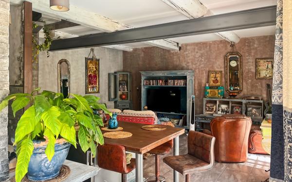 Appartement à vendre    6 pièces • 169 m2 Marseillan