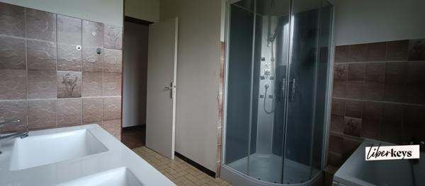 Maison 3 pièces - 93 m² - Eclans Nenon