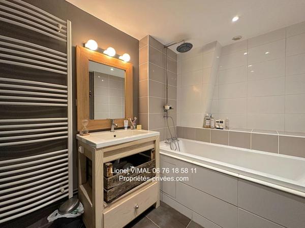 Appartement 4 pièces  ( 3 ch ) 130 m2