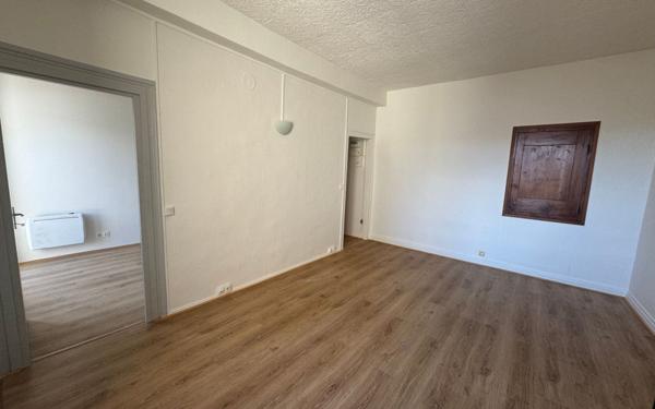 Appartement à louer    2 pièces • 40 m2 Saint-Marcellin